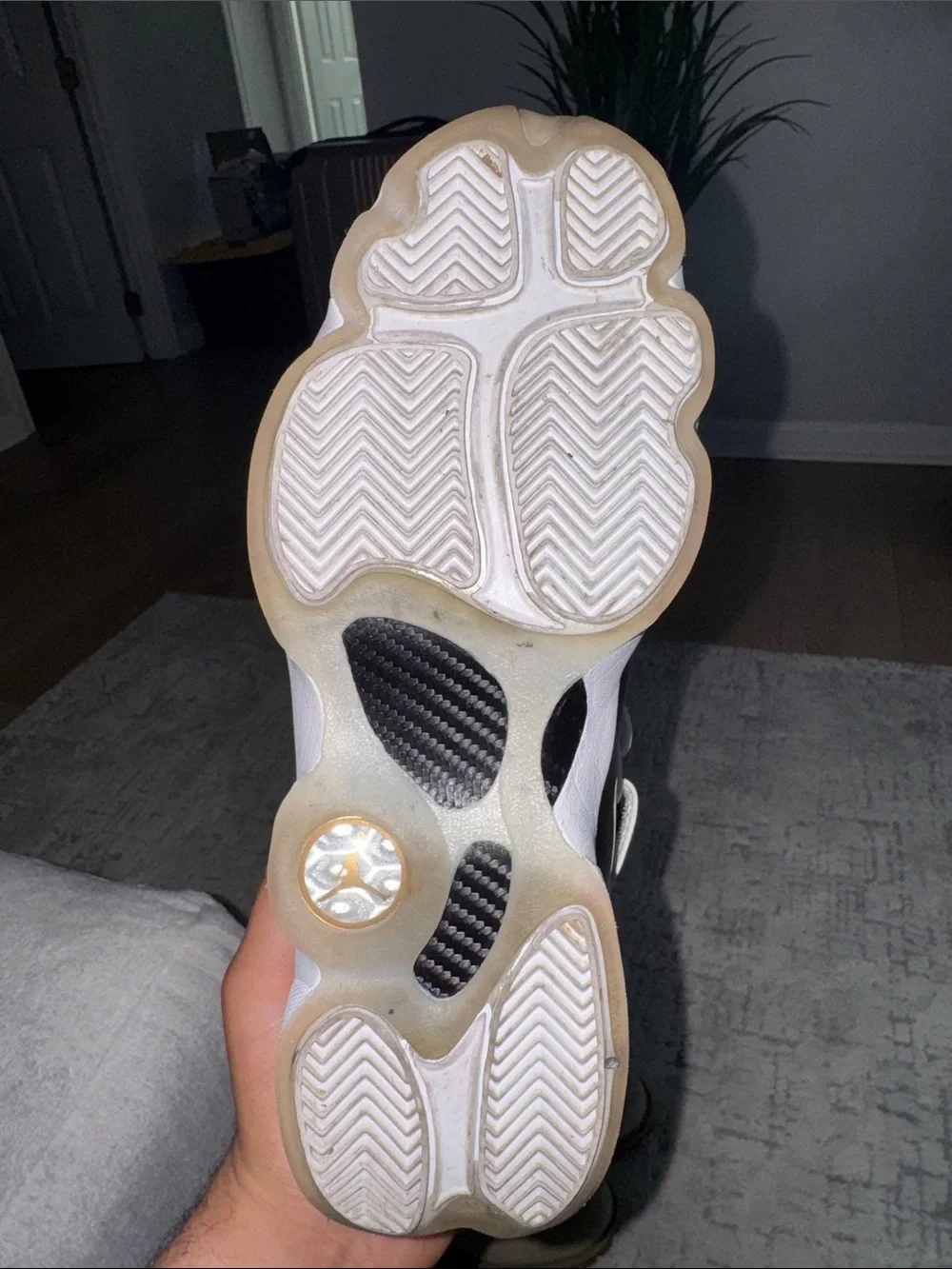 Jordan Youth White, Black & Gold Retro Sneakers - Picture 8 of 9